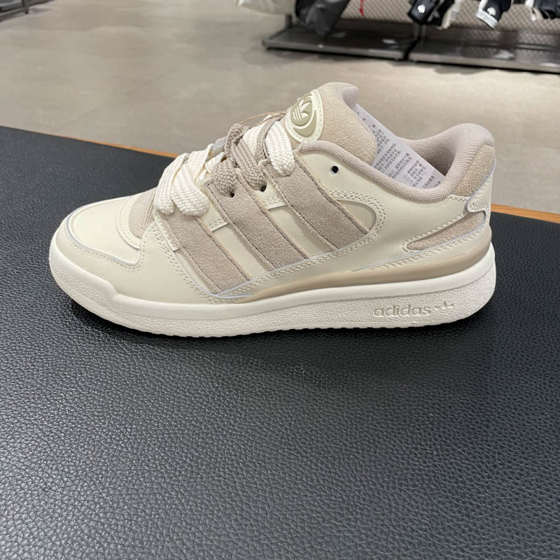 阿迪达斯女鞋2025夏季新款防滑耐磨经典舒适时尚运动休闲鞋JR0512