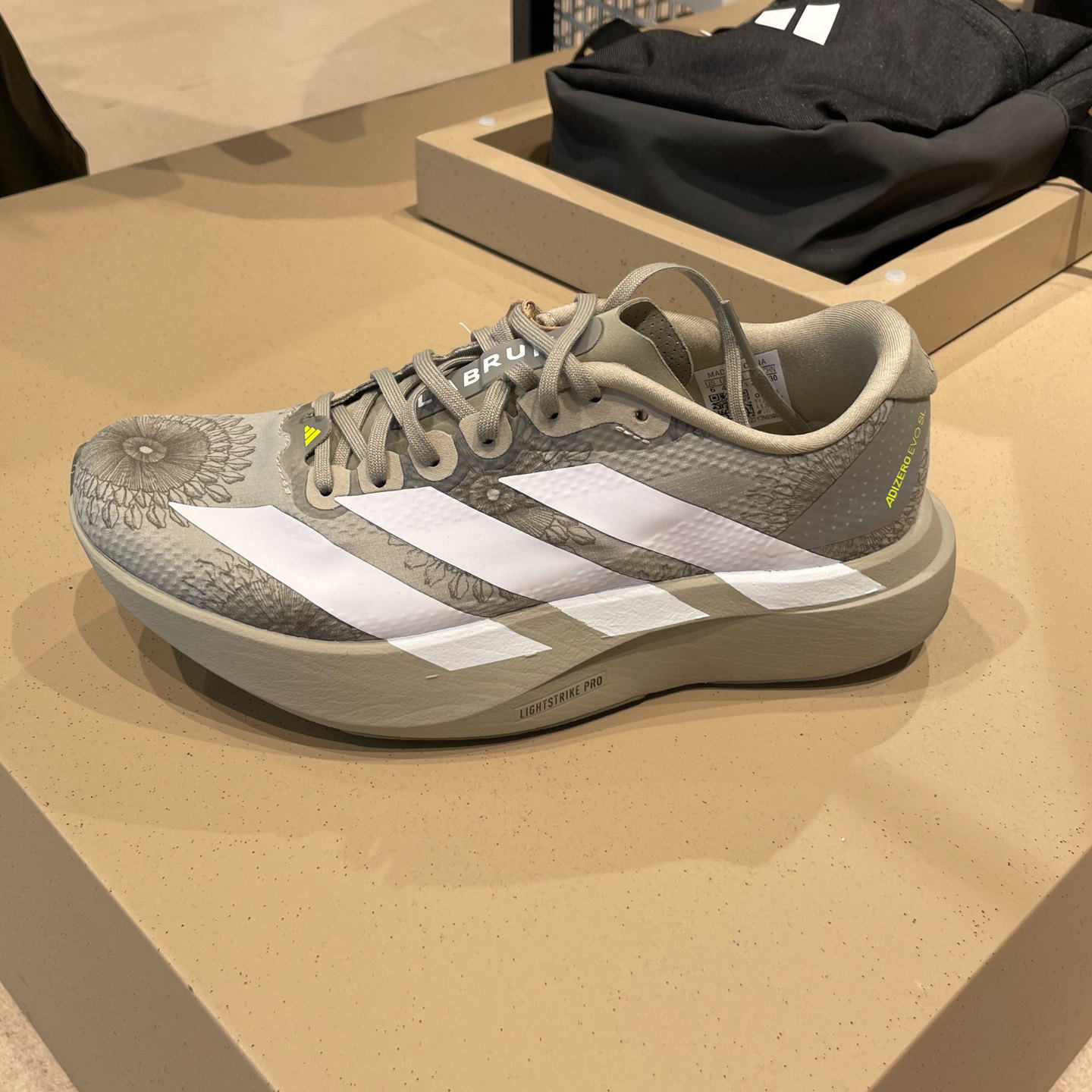 正品阿迪达斯夏季新款女鞋Adizero EVO SL 运动训练跑步鞋 KJ6260