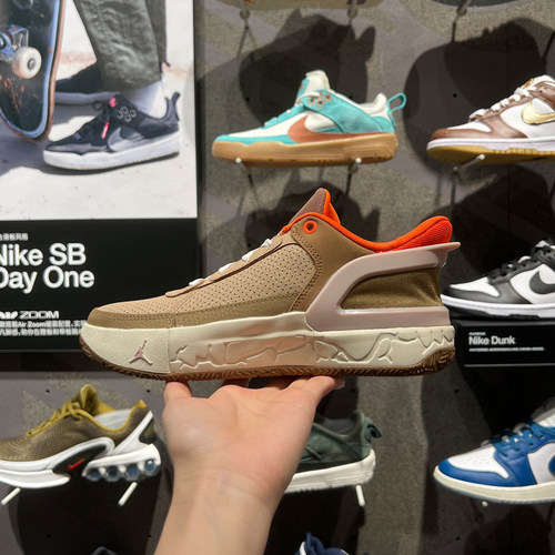 NIKE耐克大童鞋2024夏新款潮流舒适透气百搭休闲运动鞋FQ1306-200