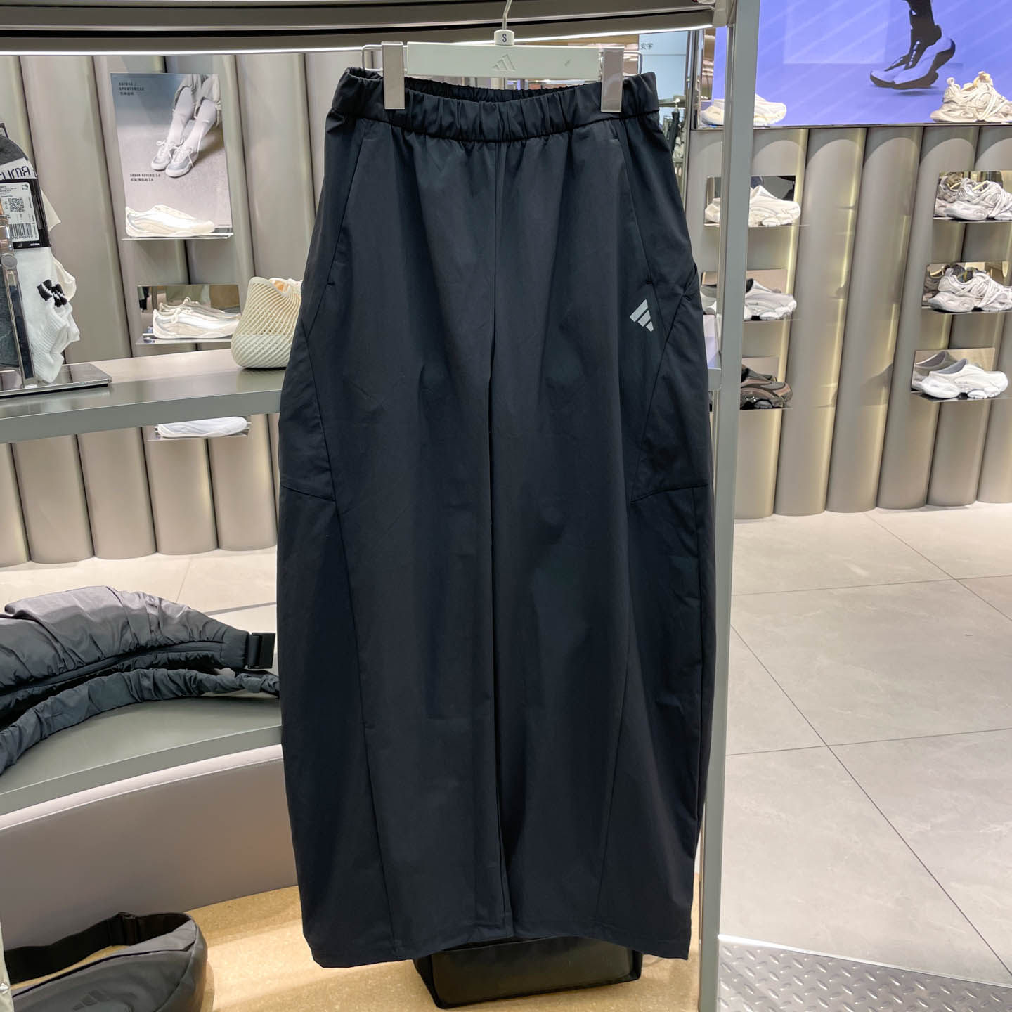 Adidas阿迪达斯女装2026