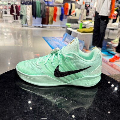 耐克男女鞋NIKESABR3P萨