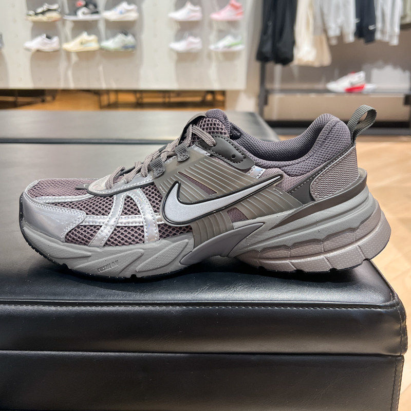 V2K女子复古低帮透气跑步鞋