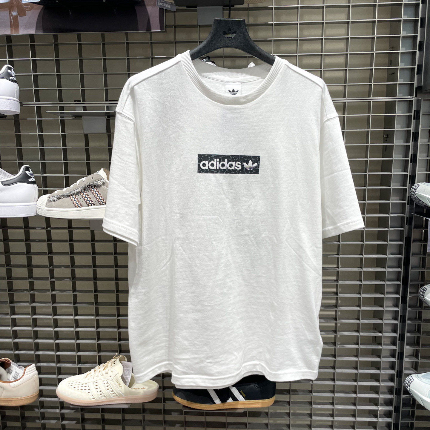 Adidas三叶草女装2026夏