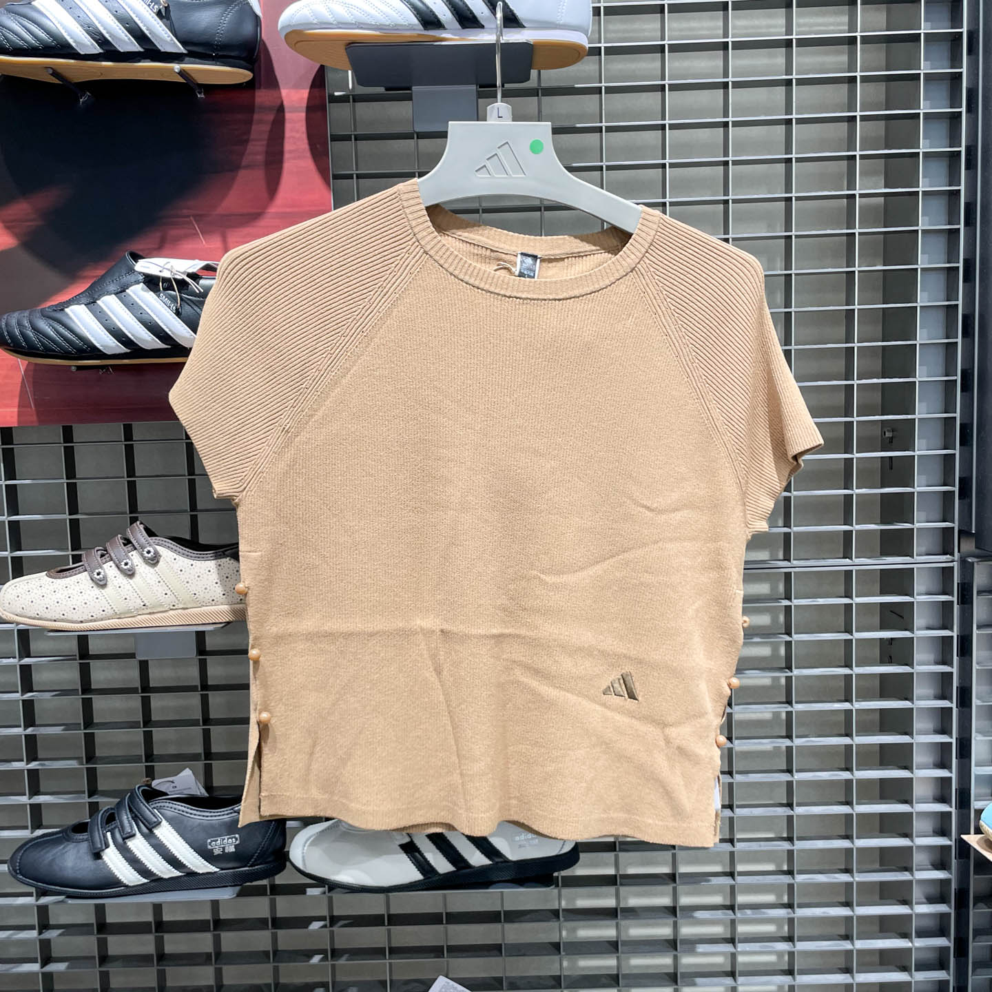 Adidas阿迪达斯女装2026