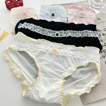 可爱甜美花朵蕾丝木耳边少女内裤中腰女士三角裤柔软舒适