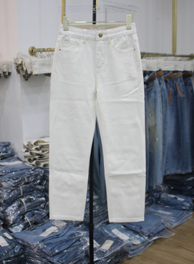 艾拿A83129米白色织带弹力腰小直筒牛仔裤2026年春季女九分烟管裤