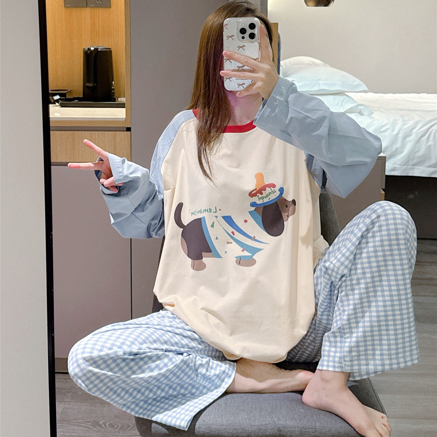 长袖睡衣拼接插肩袖卡通小狗家居服大码胖妹妹二百斤格子长裤套装