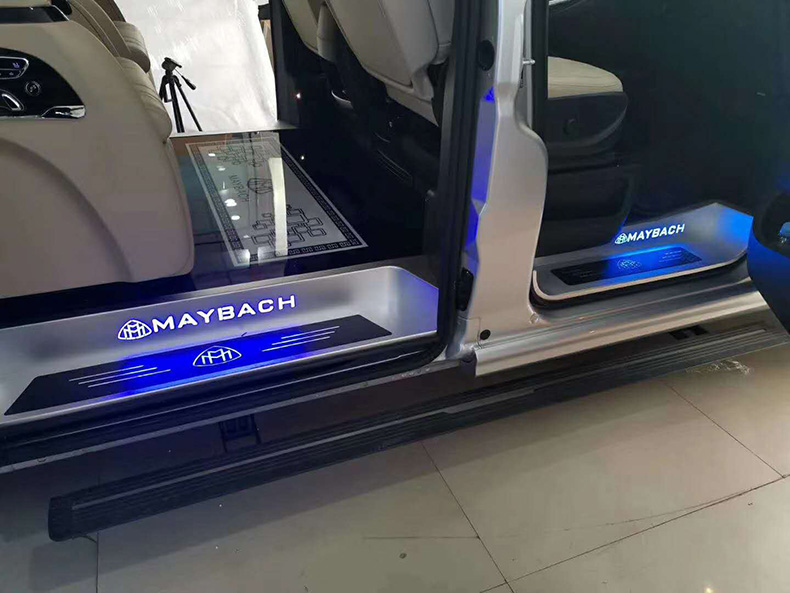 奔驰威霆门槛条改装迎宾踏板