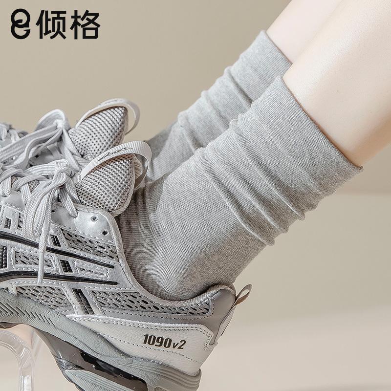 灰色春秋款棉质女士无骨中筒袜