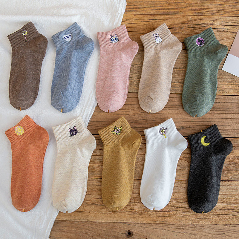 袜子女中筒袜秋季黑色纯棉短筒春秋ins潮卡通刺绣薄款日系短袜,女士内衣/男士内衣/家居服,短袜,淘宝优惠券,粉丝福利购,淘宝优惠卷