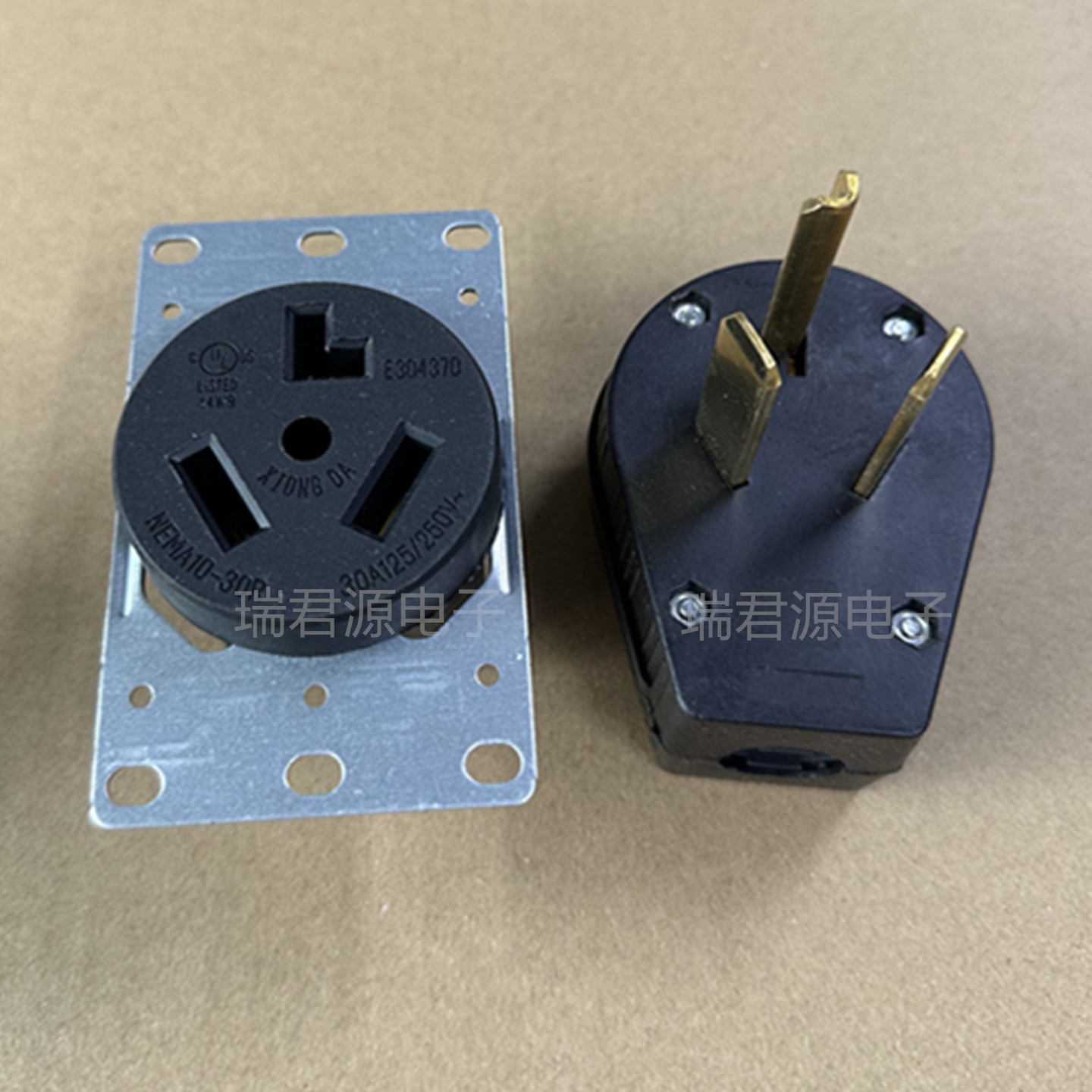 NEMA10-30R美式三孔电源插座30A