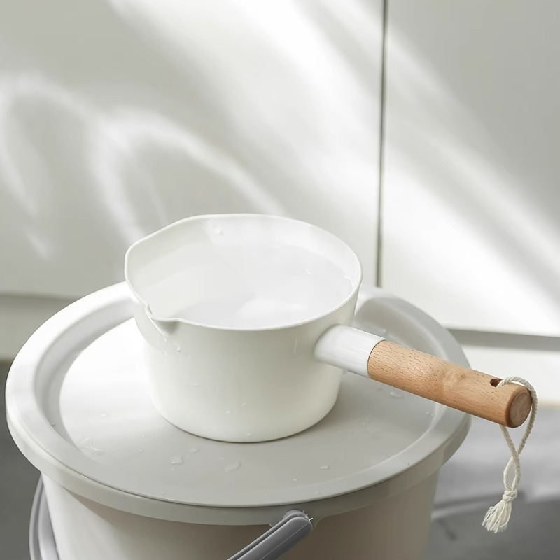 日式水瓢厨房舀水勺家用塑料创意加深厚水舀子水漂摔不破榉木勺子