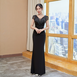 女士性感连衣裙包臀气质开叉修身显瘦蕾丝流苏裙子黑色晚礼服长款