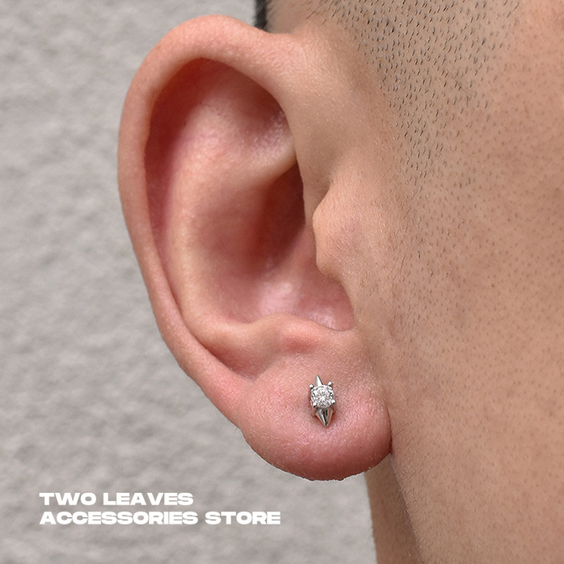 TWOLEAVESS925锥形单钻锆石耳钉