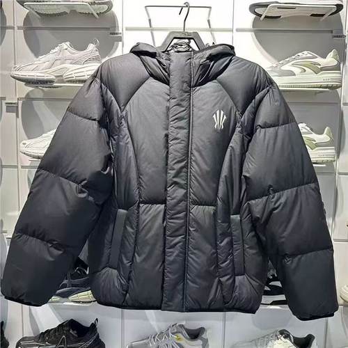 安踏欧文男士冬季保暖宽松羽绒服