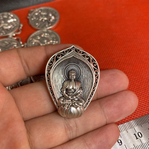 999足银本命佛吊坠男女大日如来生肖兔羊猴守护神莲花菩萨吊坠