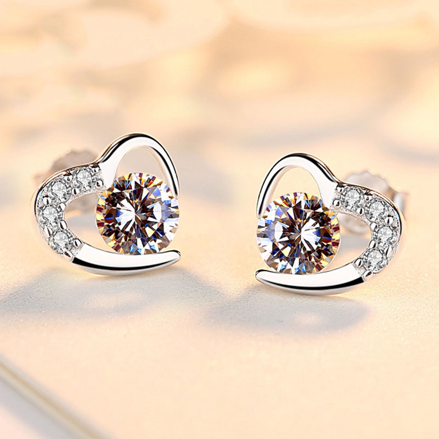 足银999爱心耳钉女气质韩国个性简约百搭养耳洞网红耳环圣诞礼物