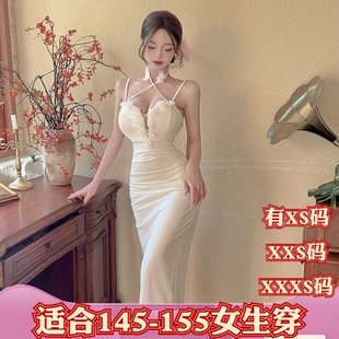 155cm小个子夏装 矮个子XXXS显高V领花朵吊带连衣裙开叉礼服裙 女装