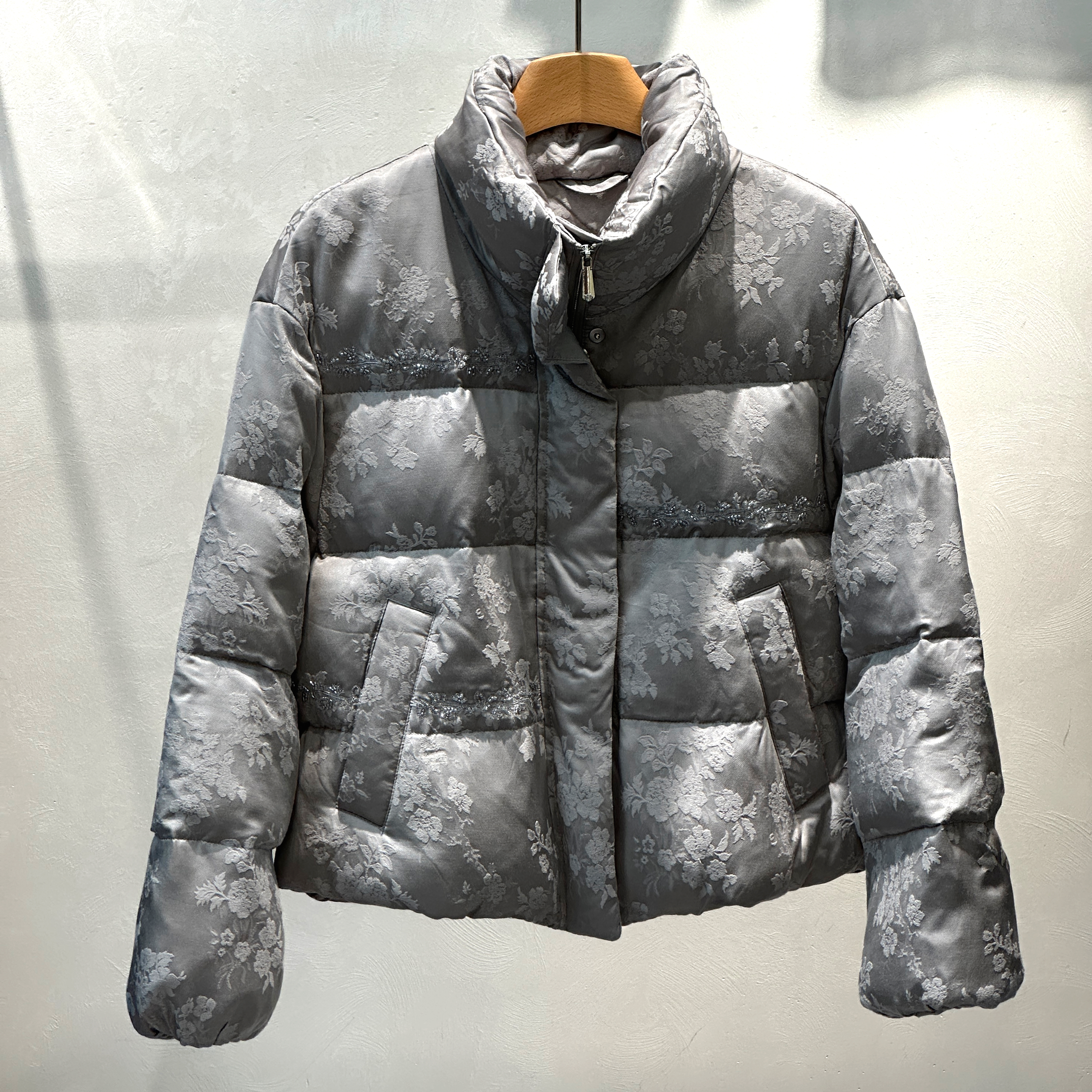 2025冬立领加厚保暖提花白鸭绒羽绒服外套