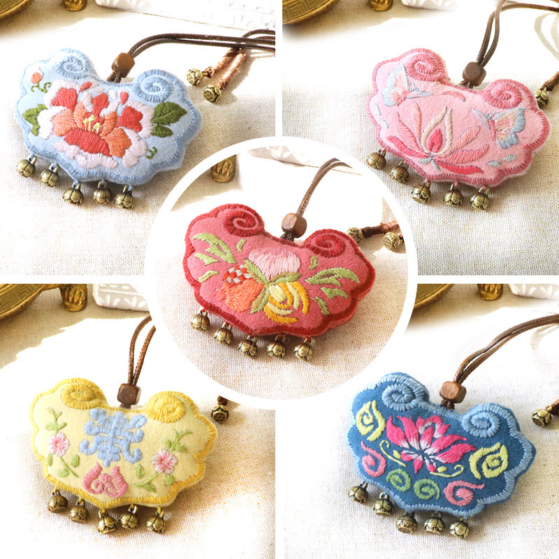 平安符手工刺绣diy材料包自制香囊初学绣品 婴儿如意锁胎发长命锁