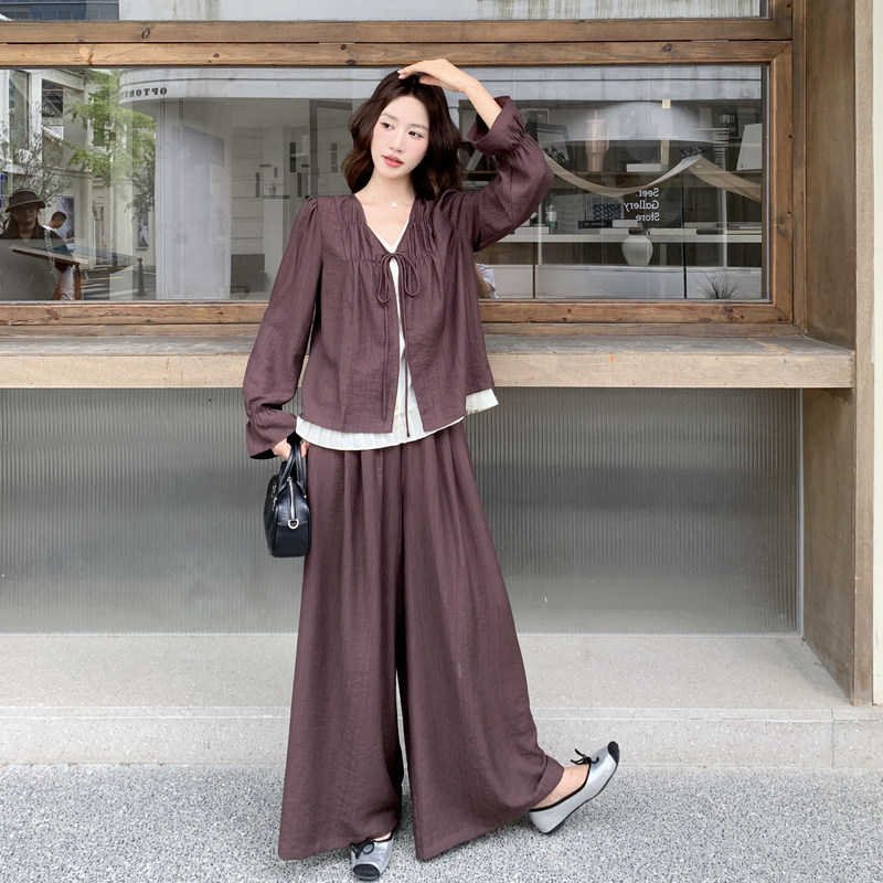 红咖色假两件系带衬衫阔腿裤套装女2026秋季新款慵懒风休闲两件套