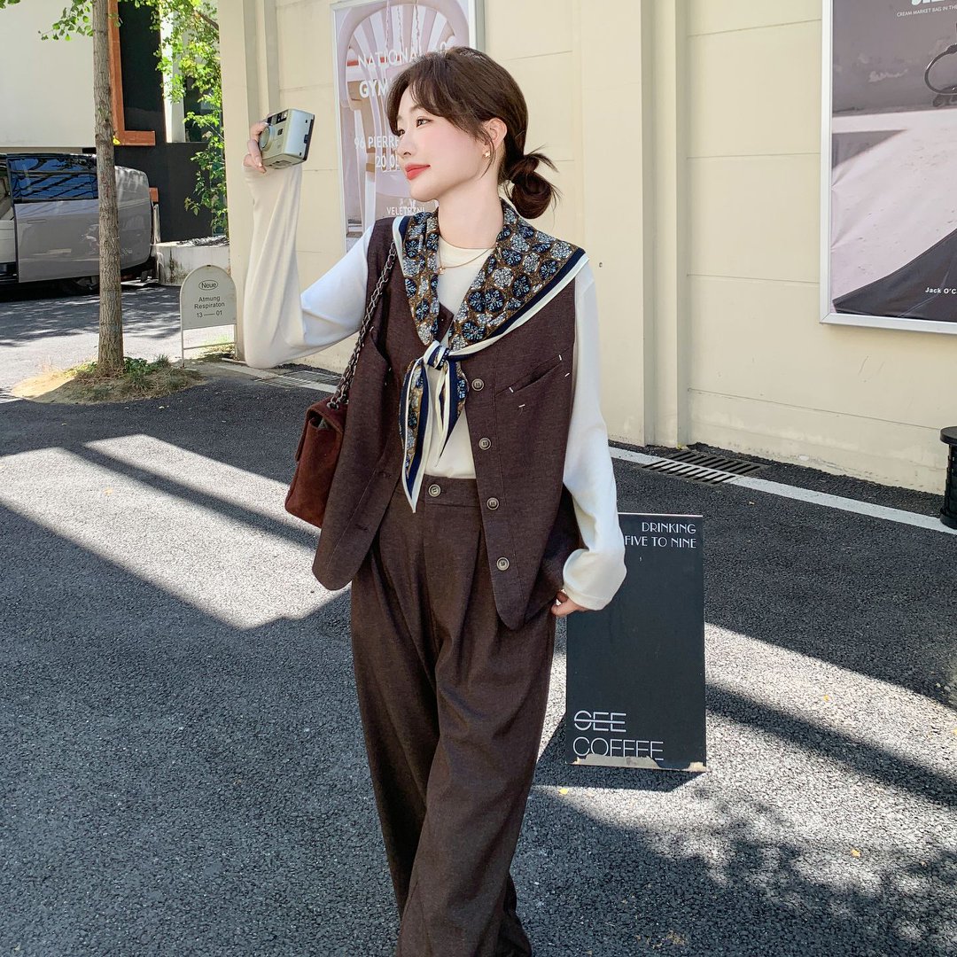 老钱风马甲阔腿裤套装女秋季新款韩系气质高级感穿搭一整套三件套