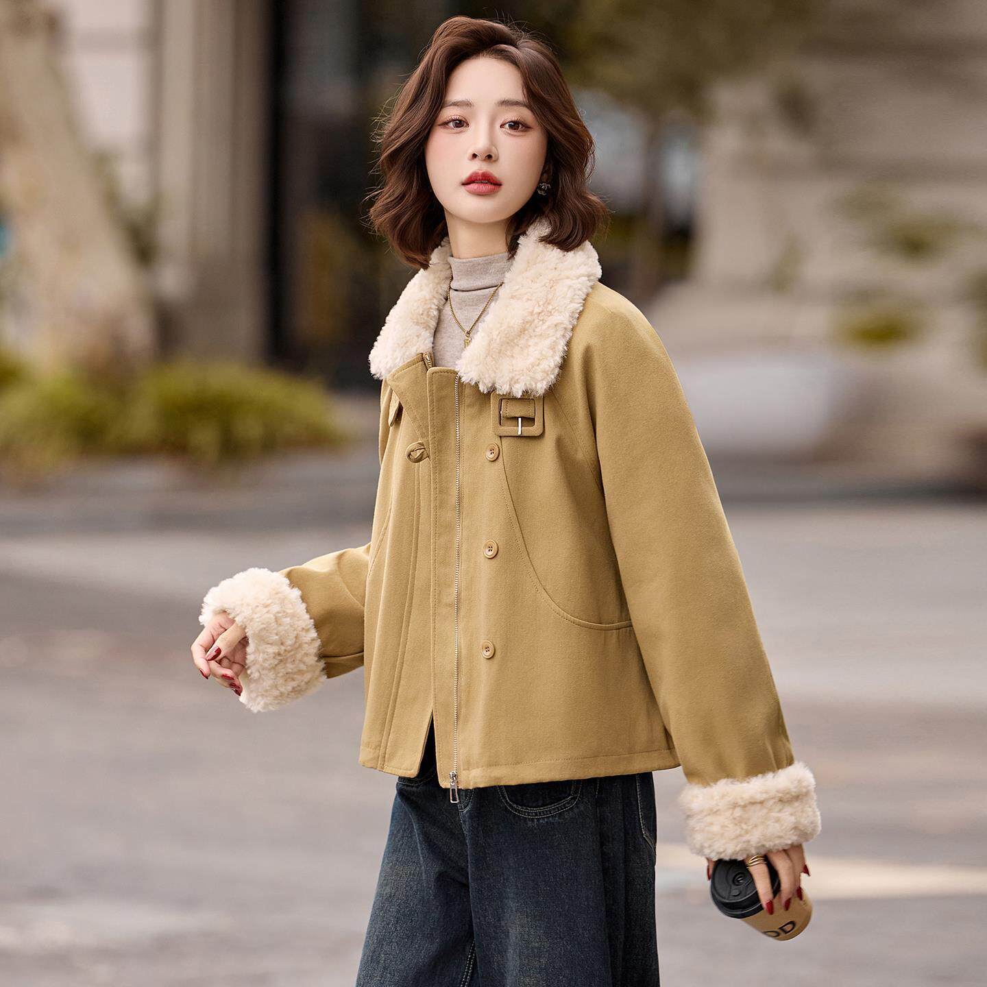 工装风羊羔毛拼接派克羽绒服女冬装小个子宽松洋气加厚短款外套