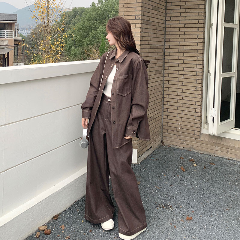美拉德咖色牛仔衬衫套装女春秋季新款复古休闲显瘦阔腿裤两件套