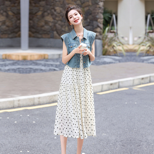 牛仔马甲搭配一整套波点吊带连衣裙两件套女夏季新款超好看套装裙