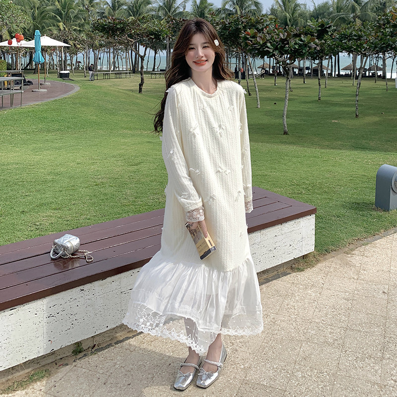 法式漂亮独特蝴蝶结连衣裙女春秋季新款气质拼接蕾丝减龄A字裙