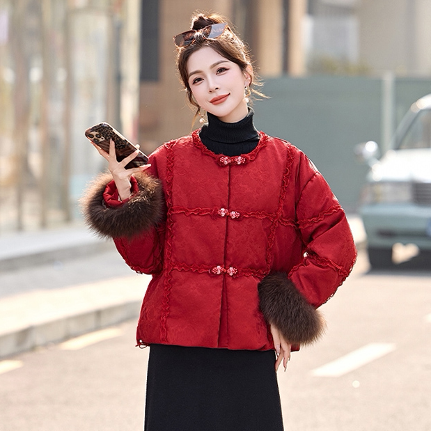 新中式国风提花红色羽绒服女冬短款高端洋气轻奢狐狸毛保暖短外套