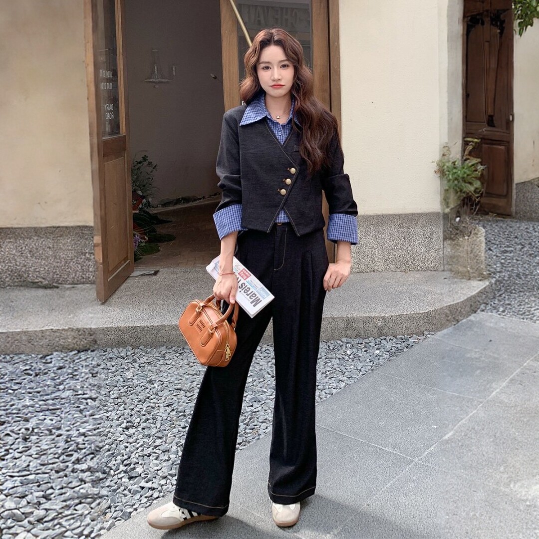 假两件格子衬衫拼接马甲西装裤套装女春秋松弛感小众不撞款两件套