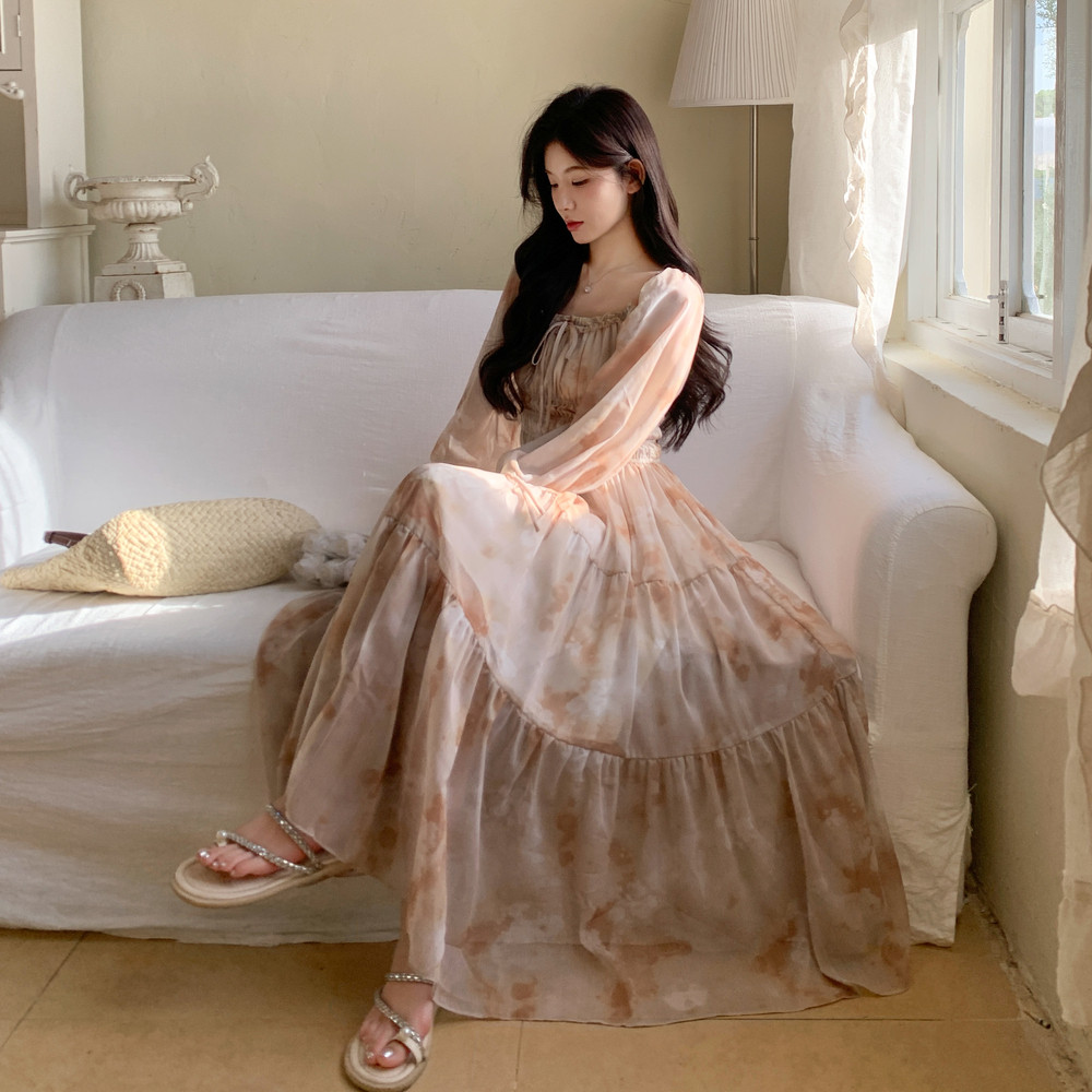 法式浪漫方领碎花连衣裙春秋仙女唯美温柔风气质超仙度假雪纺长裙