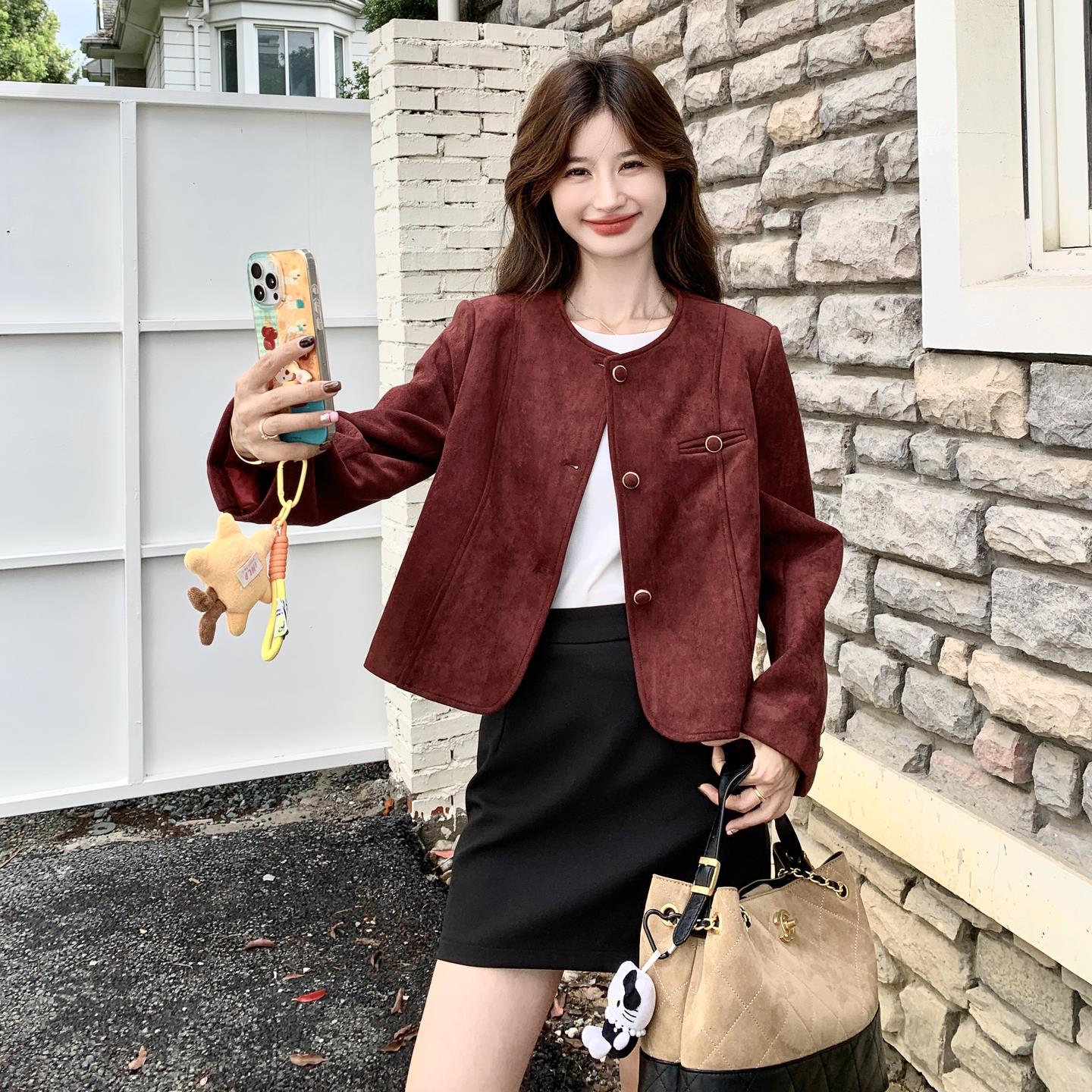 复古鹿皮绒圆领短款外套女春秋装新款小个子时尚气质夹克百搭上衣