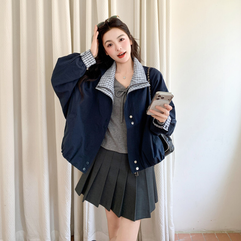 深蓝色韩系松弛感学院风格纹拼接外套女2026早秋新款宽松通勤夹克