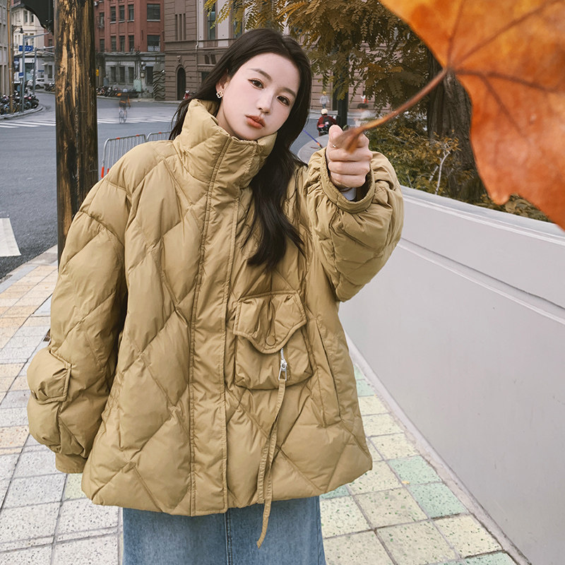 现货重工菱形格前后口袋设计款90羽绒服271-7590-P275K458,女装羽绒服,浙宝271