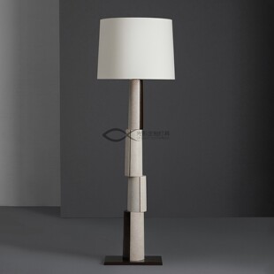 Serac Floor Lamp Natural Speckle 光影定制法式皮革落地灯样板