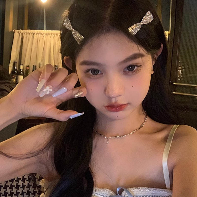 闪闪发光！y2k蝴蝶结发夹女小巧精致高级感水钻侧边刘海夹一字夹