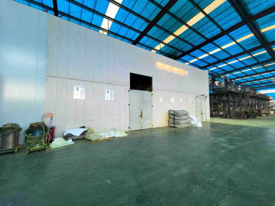 4月15日新乡市食品公司钢结构厂房网络拍卖公告