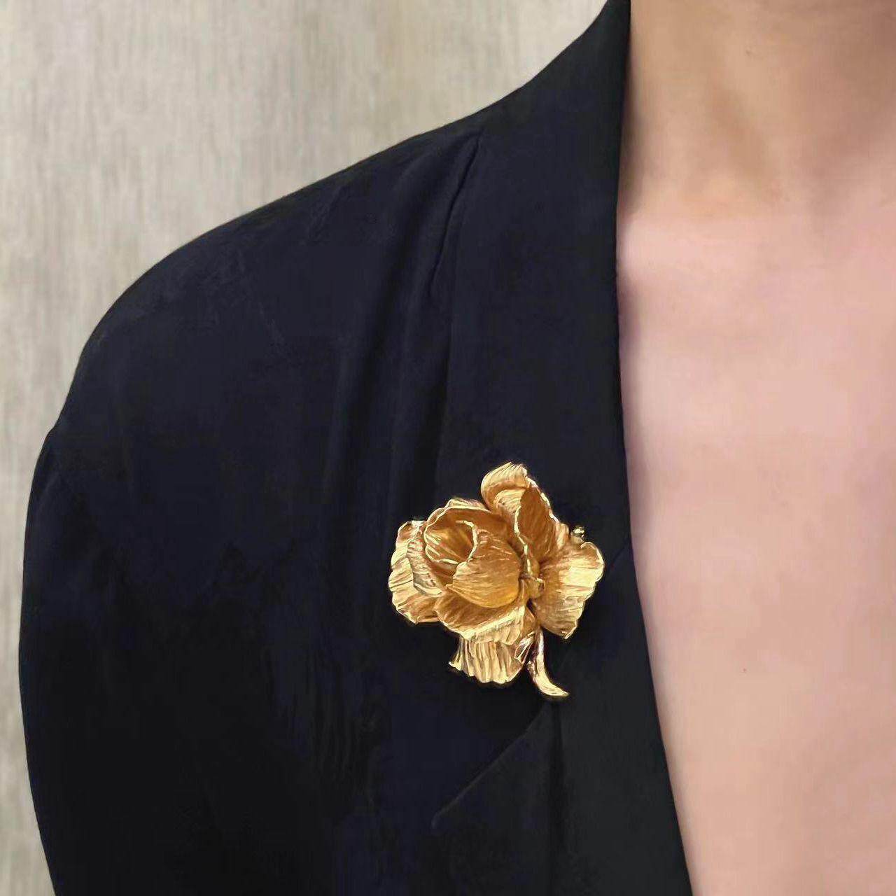 铜镀真金欧洲中古玫瑰花胸针女古董气质时髦潮流大衣西服胸针配饰