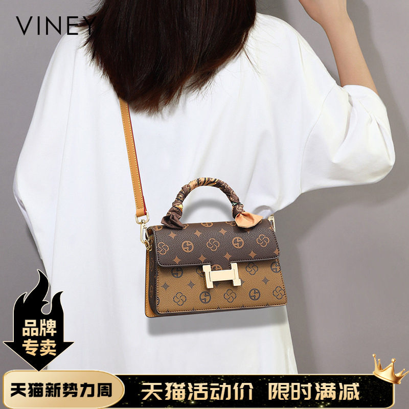 Viney包包2026新款斜挎手提小包通勤高端大气轻奢小众高级感女包