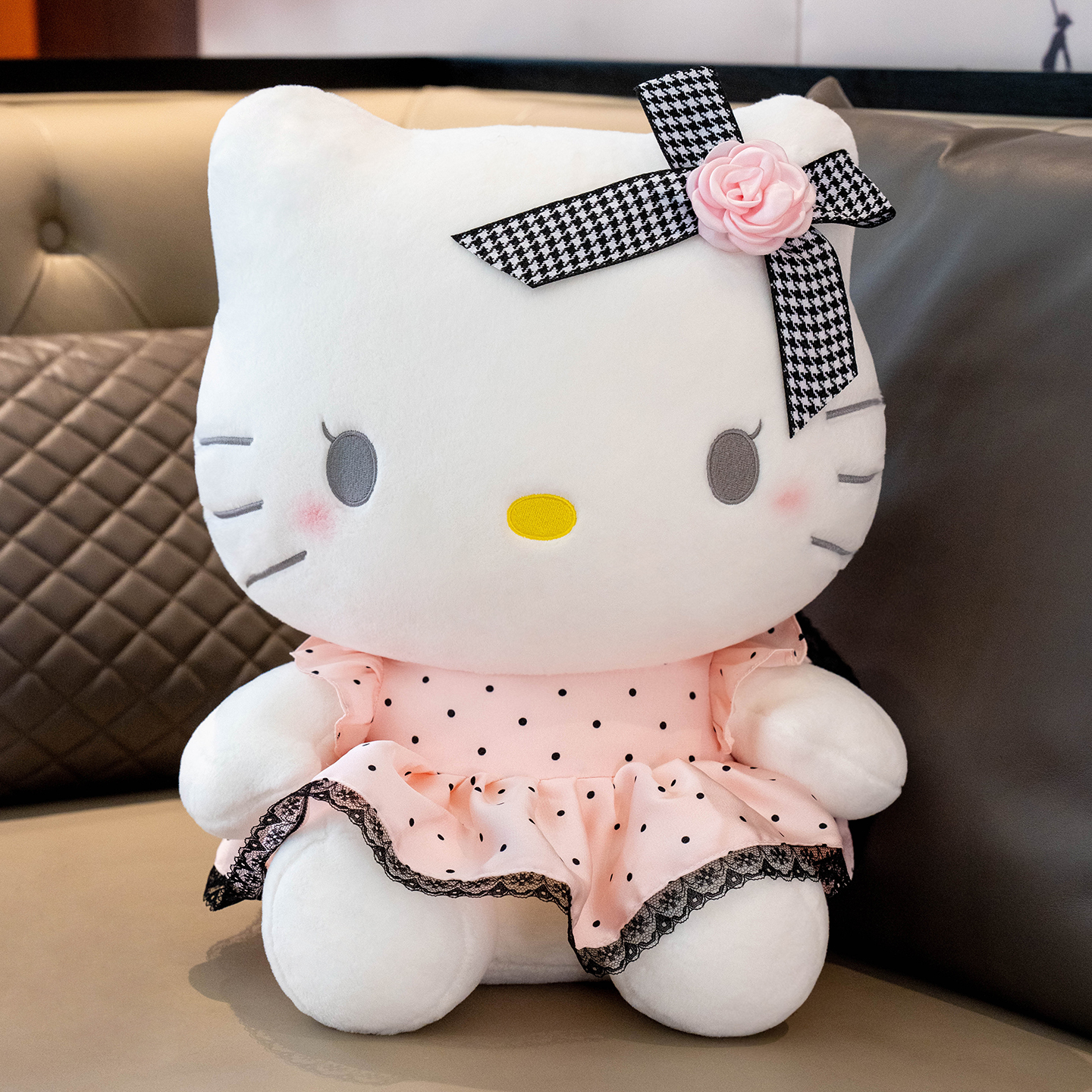 正版hellokitty公仔KT猫咪玩偶