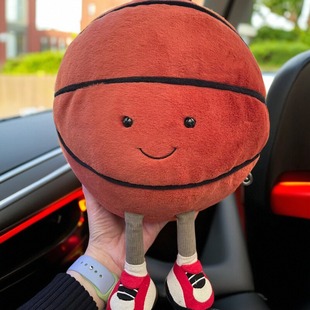 篮球玩偶布娃娃公仔生日礼物男生实用玩具足球送男友可爱安抚抱枕