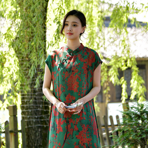 2026夏季新款棉绸连衣裙女气质印花长款改良版旗袍人造棉绵长裙子 - 封面
