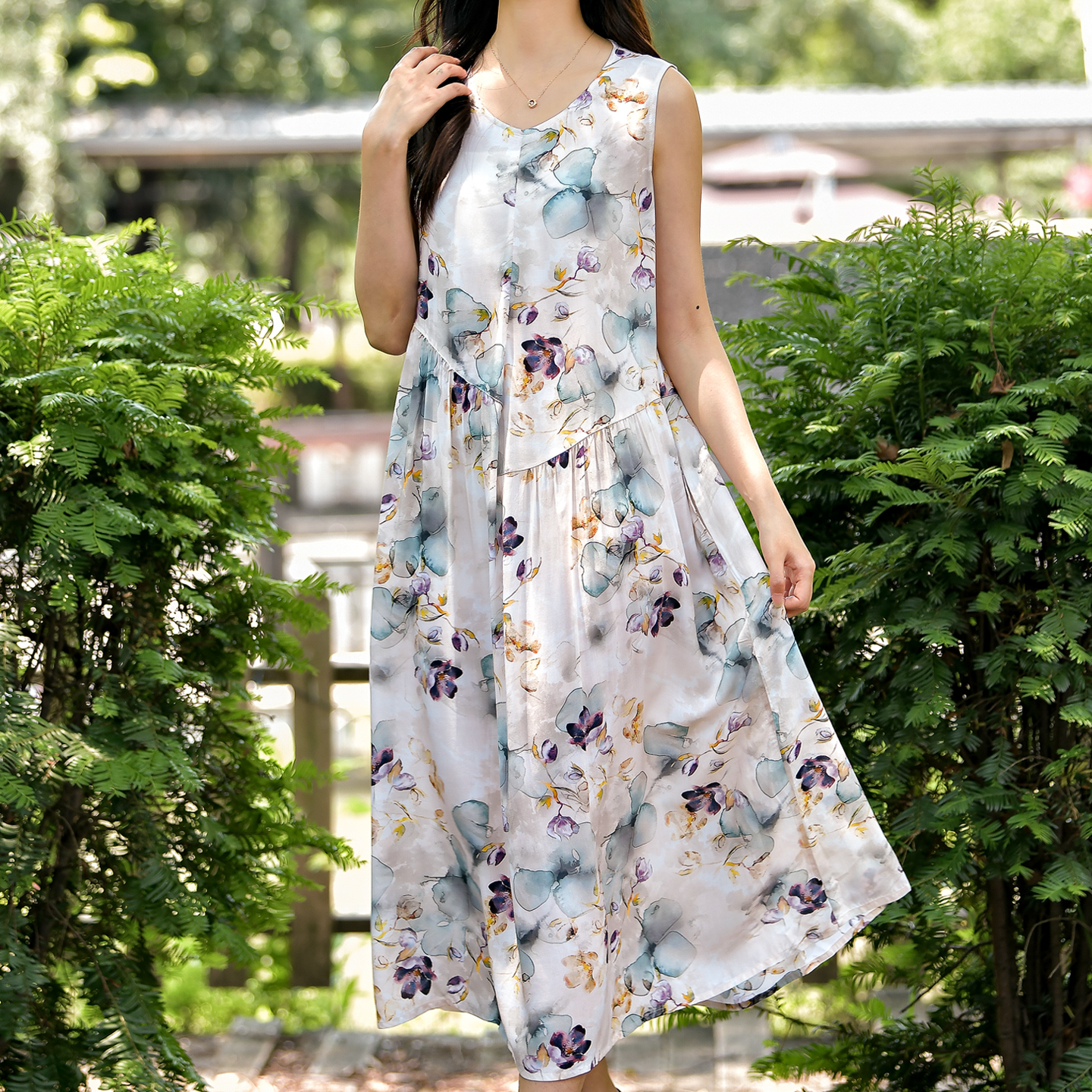 2025新款气质棉绸连衣裙