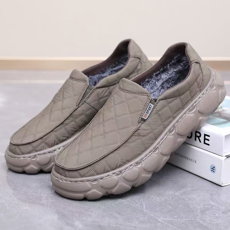 冬季老北京棉鞋男鞋爸爸棉鞋宽头软底中老年防滑松紧保暖棉鞋