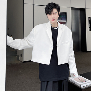 秋装韩版男士短款西服气质青年中性纯色小西装发型师潮男休闲外套