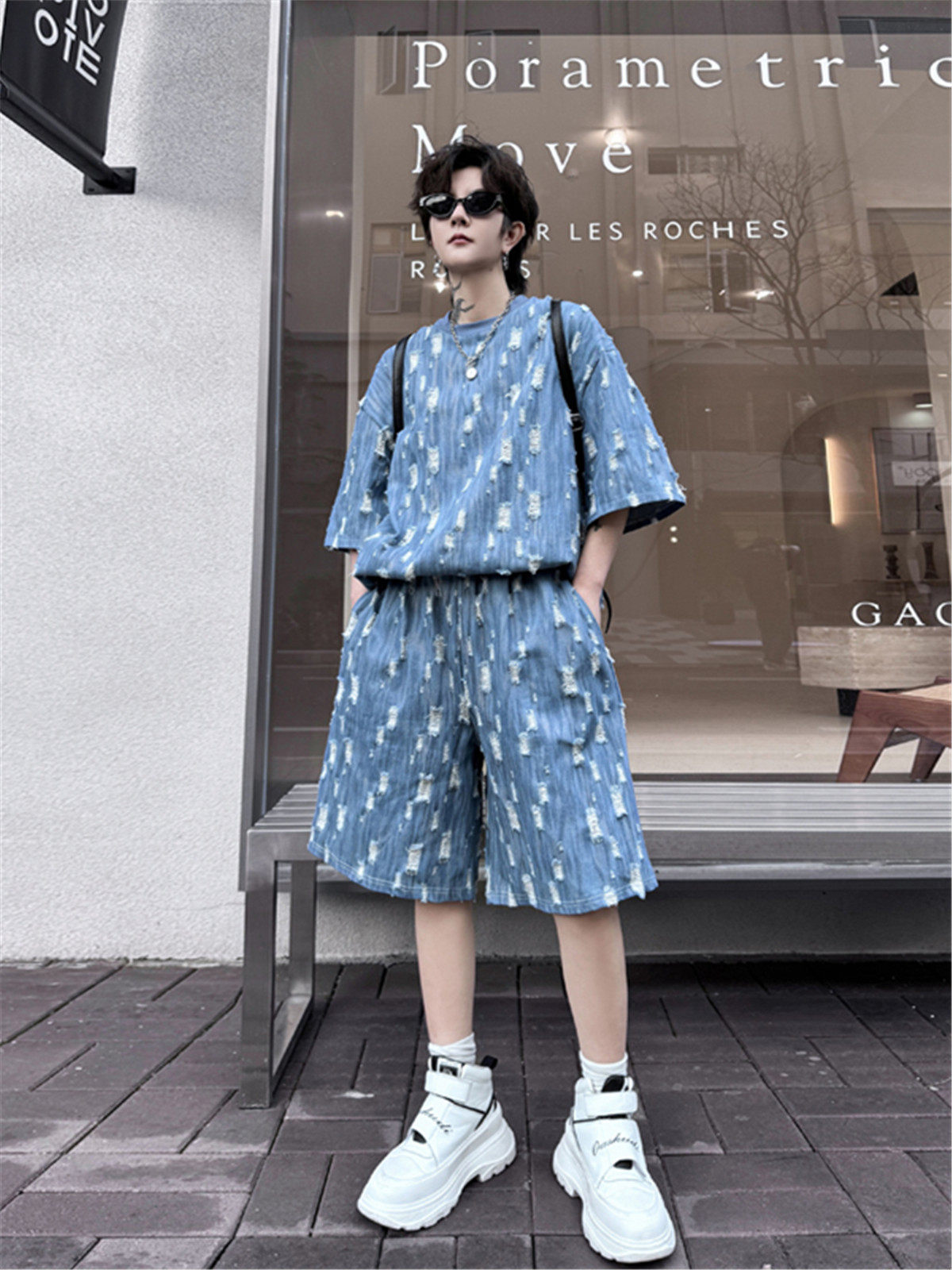 여름 착용 트렌드 브랜드 워싱 디스트레스드 데님 반팔 티셔츠 남성용 루즈한 데님 반바지 정장 투피스 세트