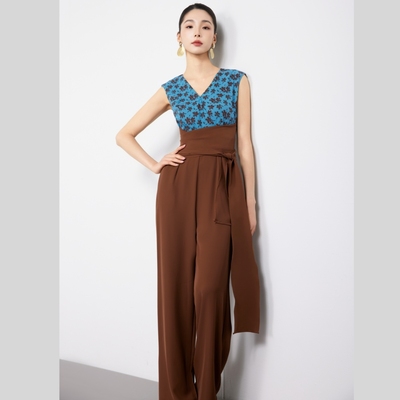 雅凡裙舞原创设计感花色拼接宽系带超修身时尚无袖v领连体裤女