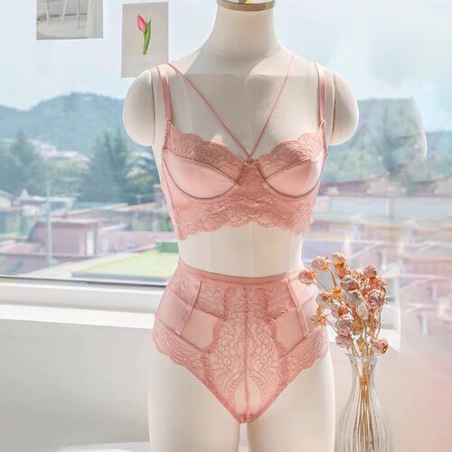 性感收副乳有钢圈聚拢内衣套装